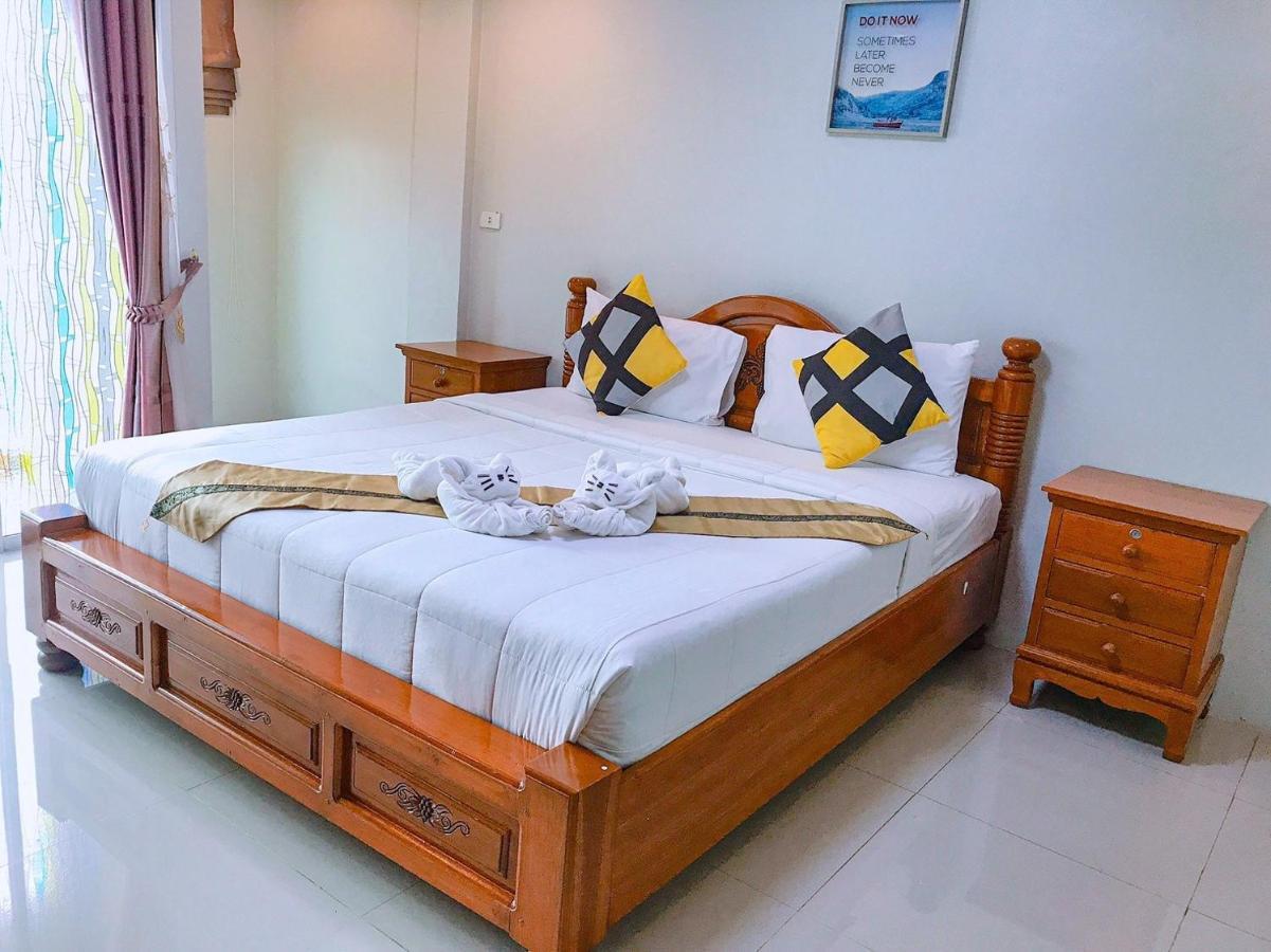 Supachai Inn Ban ba Ngan エクステリア 写真