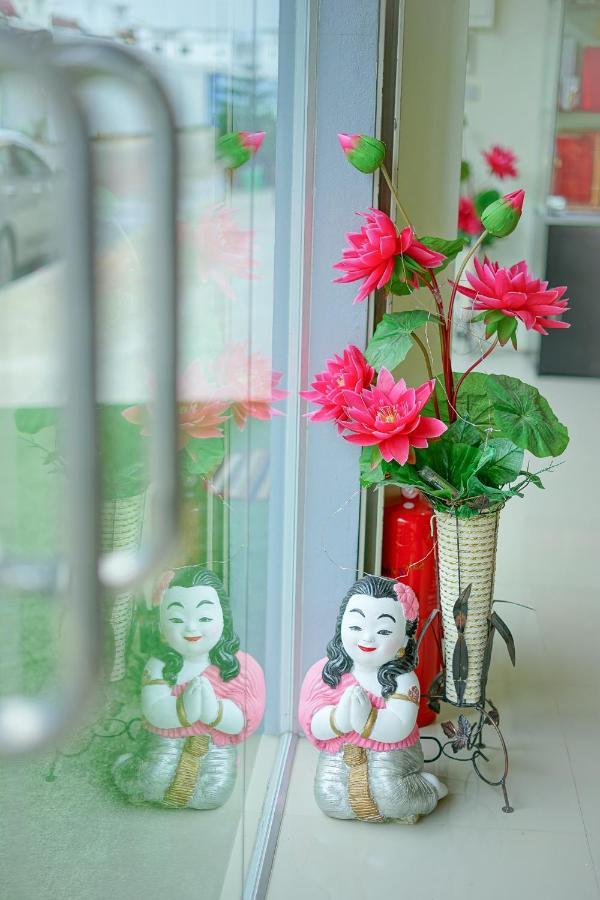 Supachai Inn Ban ba Ngan エクステリア 写真