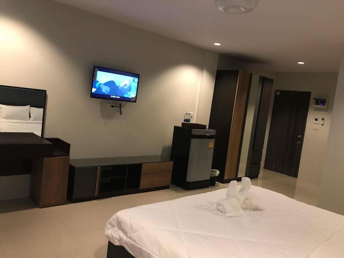 Supachai Inn Ban ba Ngan エクステリア 写真