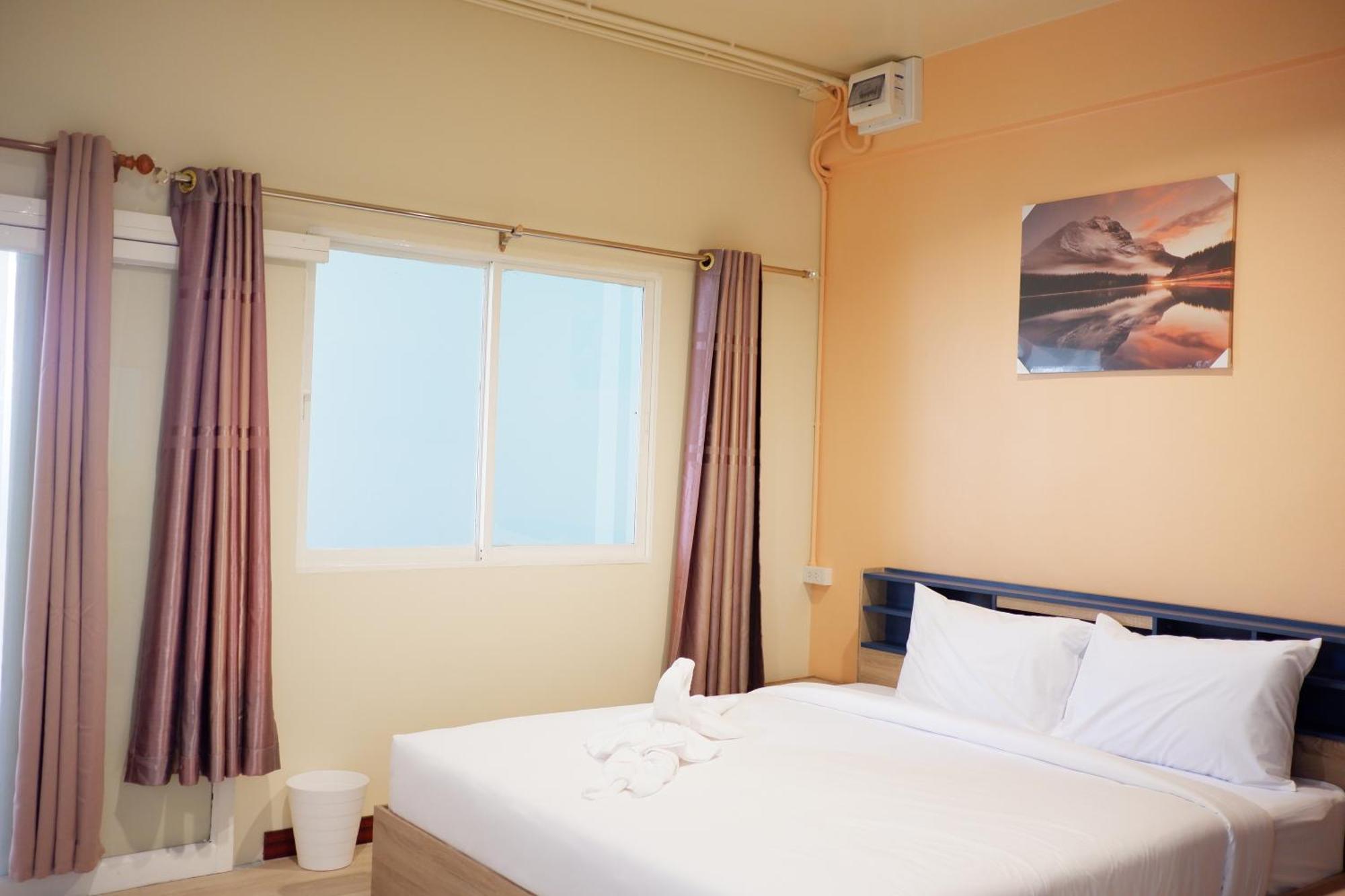 Supachai Inn Ban ba Ngan エクステリア 写真